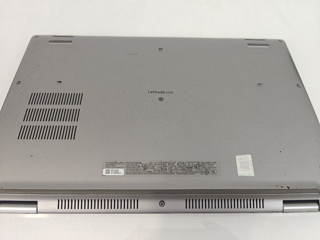 Dell Latitude 5520 15.6-in Laptop Intel Core i5-1145G7 16GB 256GB NVMe Windows