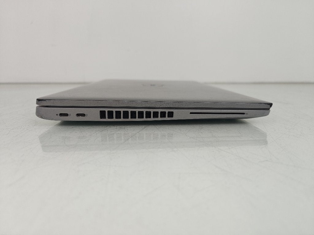 Dell Latitude 5520 15.6-in Laptop Intel Core i5-1145G7 16GB 256GB NVMe Windows