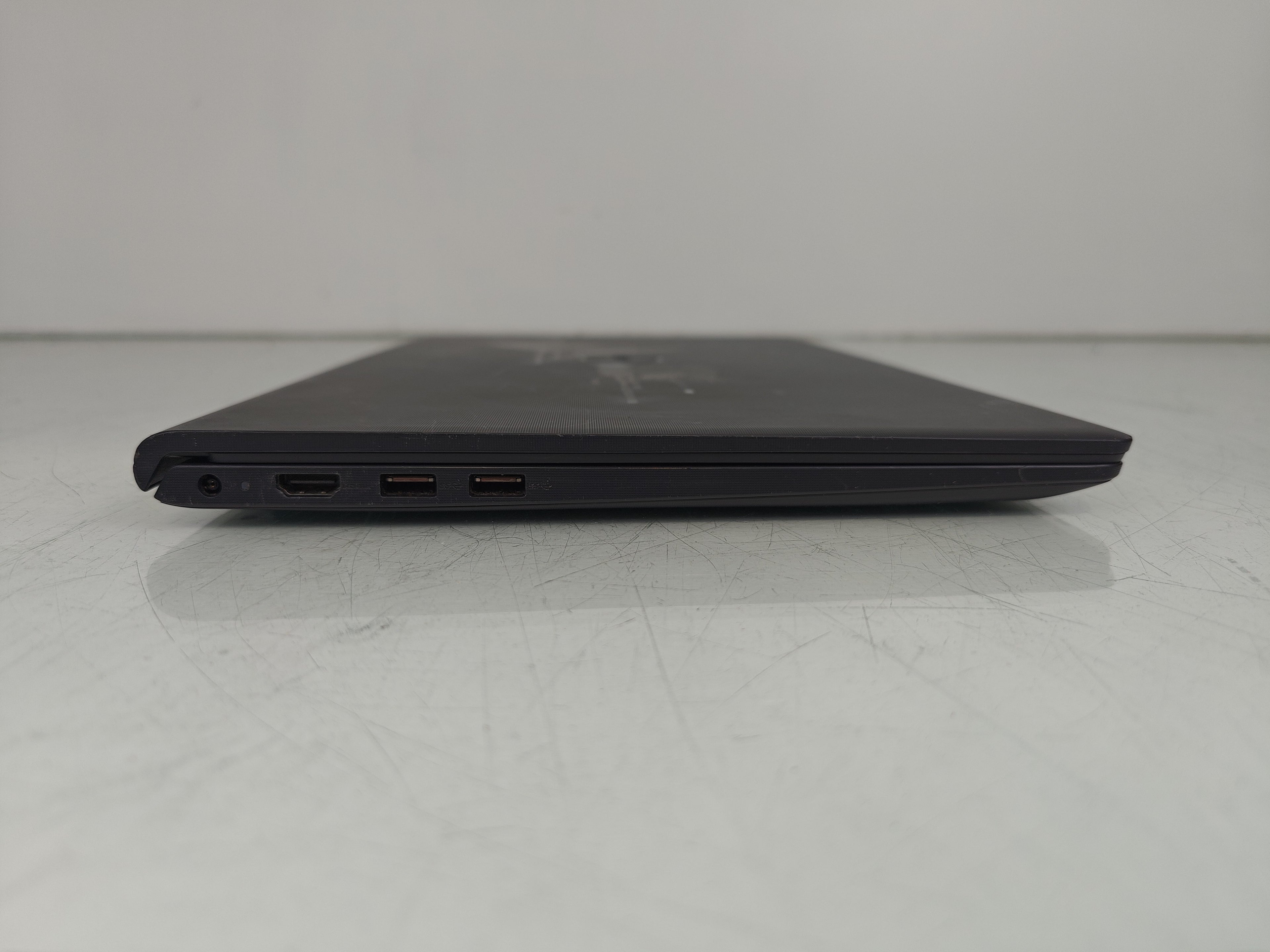 Dell Vostro 3520 15.6-in Laptop Intel Core i5-1235U 8GB 512GB NVMe Windows 11 Pro