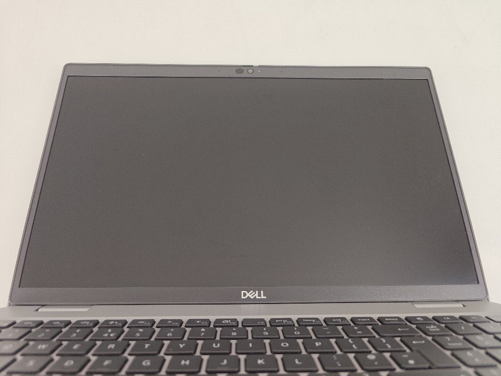 Dell Latitude 5520 15.6-in Laptop Intel Core i7-1185G7 16GB 256GB NVMe Windows