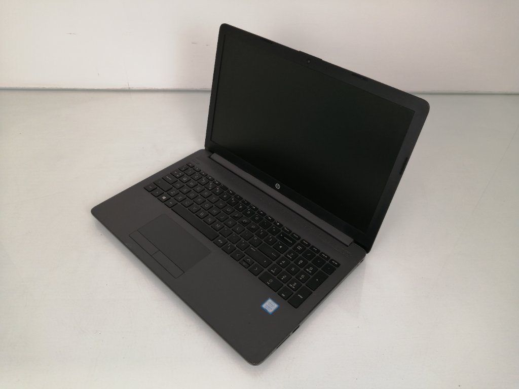 HP NoteBook 250 G7 15.6-in Laptop Intel Core i5-8265U 1.6GHz 8GB 256GB NVMe