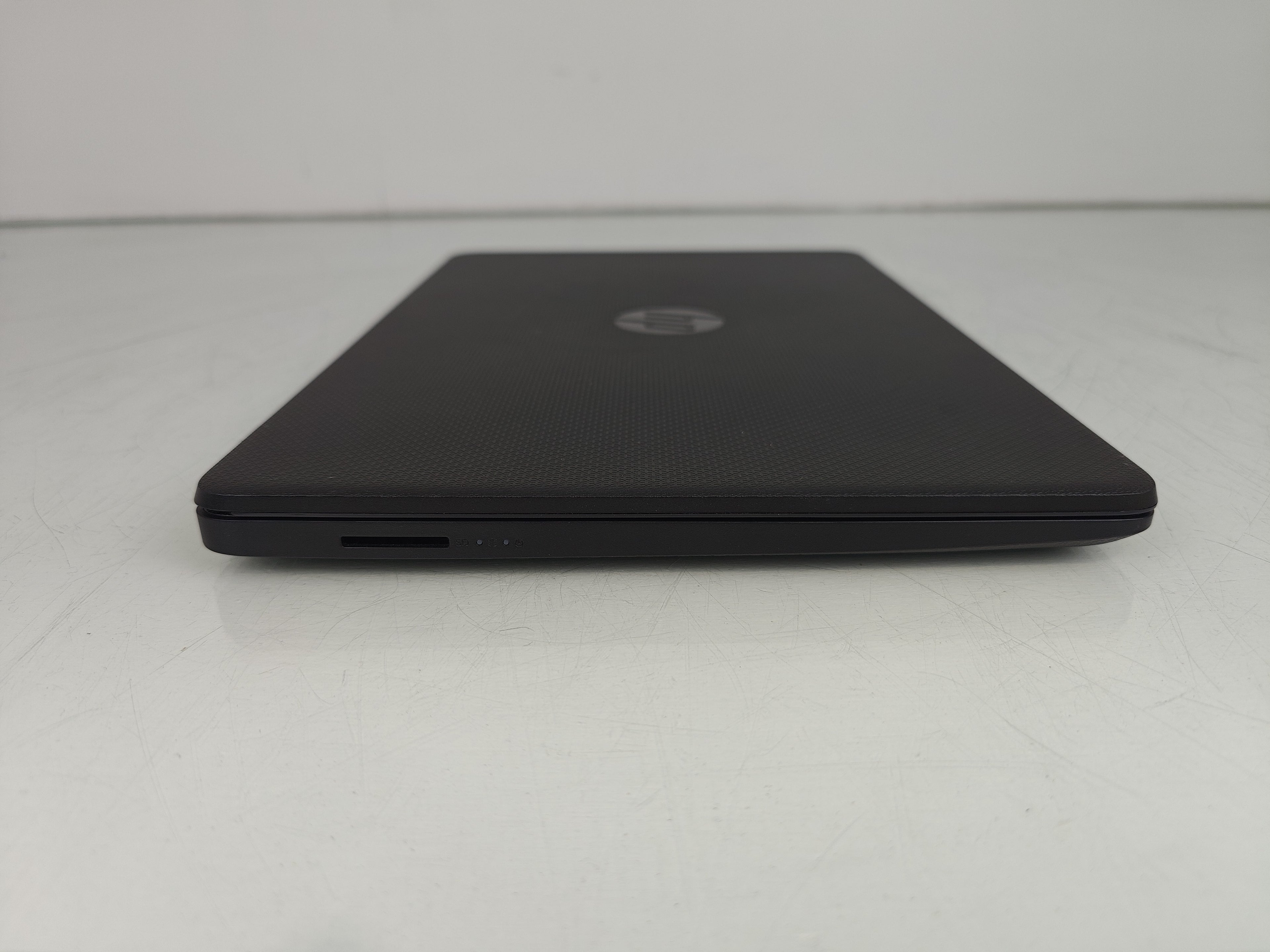 HP 14S-dq0011na 14-in Laptop Intel Pentium Silver N5030 4 GB 128GB SSD Windows 11 Home - Fair