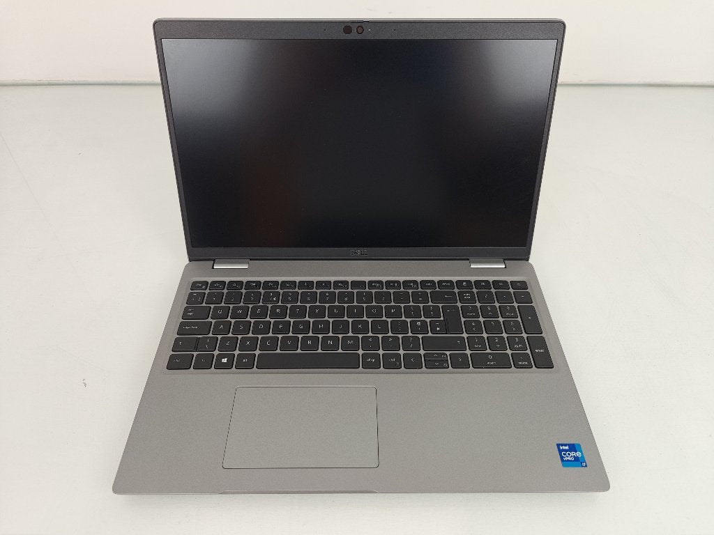 Dell Latitude 5520 15.6-in Laptop Intel Core i7-1185G7 16GB 256GB NVMe Windows