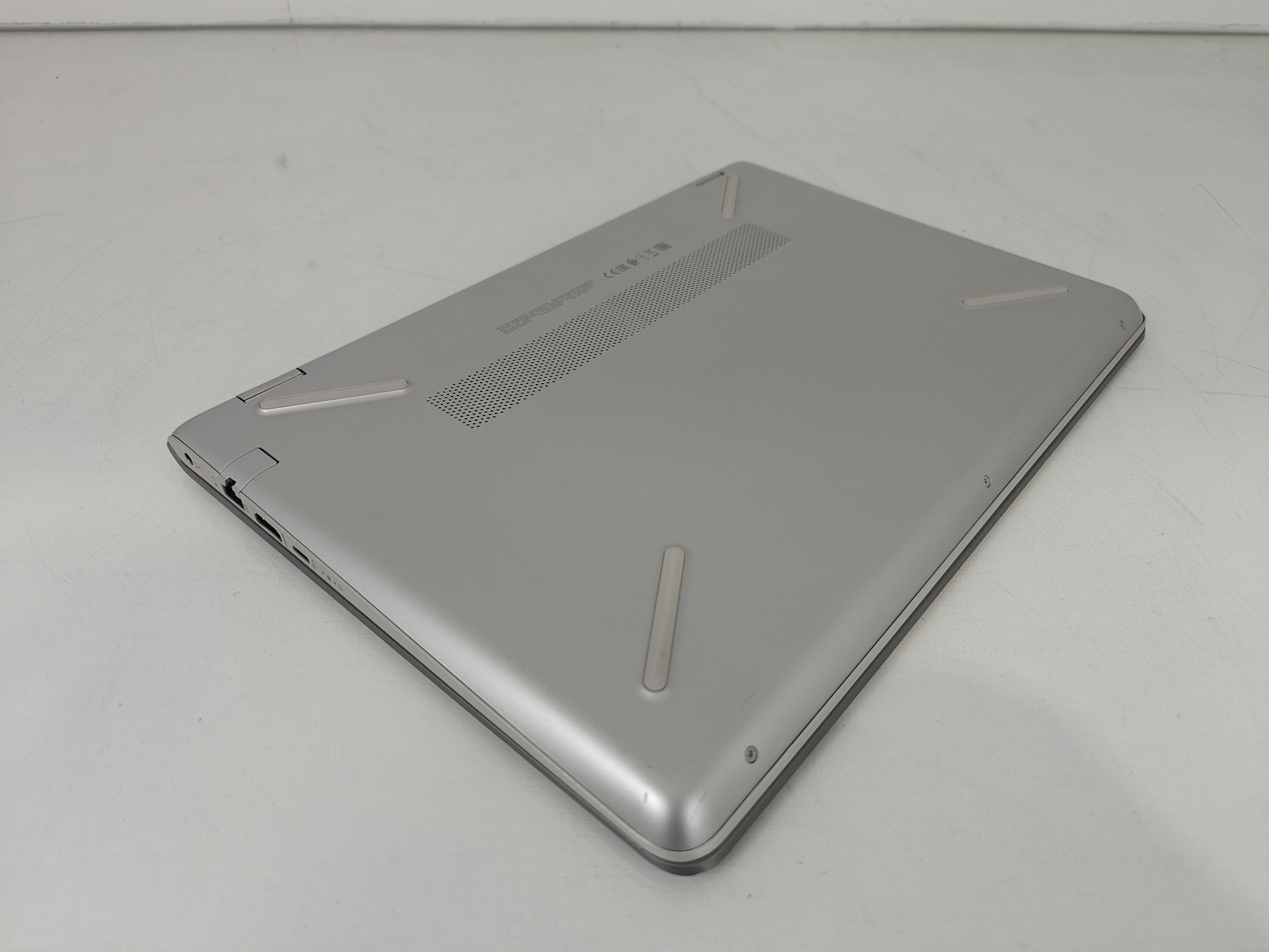 HP Pavilion 14-bk052sa 14-in Laptop Intel Core i3-7100U 2.4GHz 8GB 128GB SSD Windows 11 Home