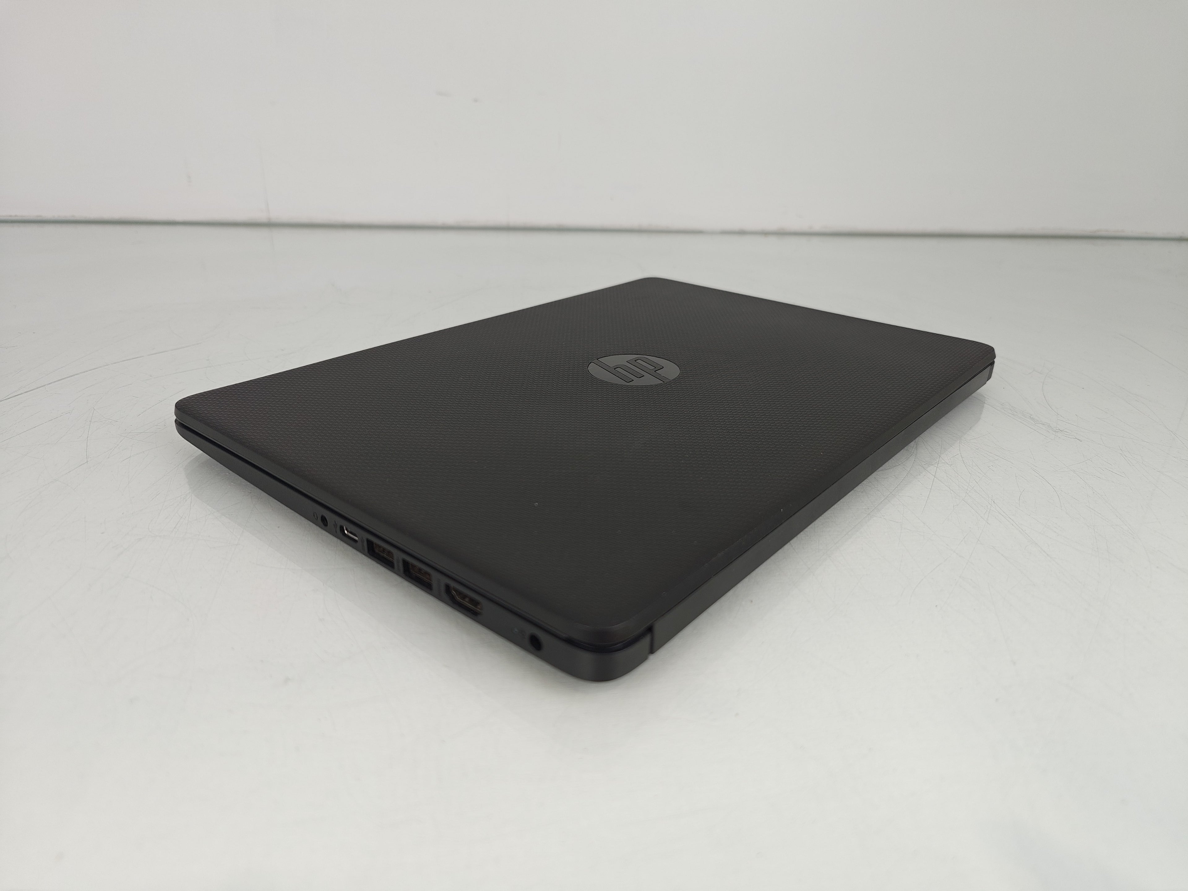 HP 14S-dq0011na 14-in Laptop Intel Pentium Silver N5030 4 GB 128GB SSD Windows 11 Home - Fair
