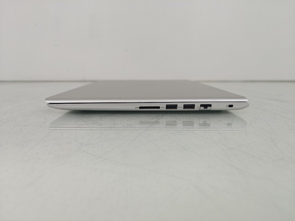 Dell Vostro 5471 14-in Laptop Intel Core i5-8250U 1.6GHz 8GB 256GB NVMe Windows