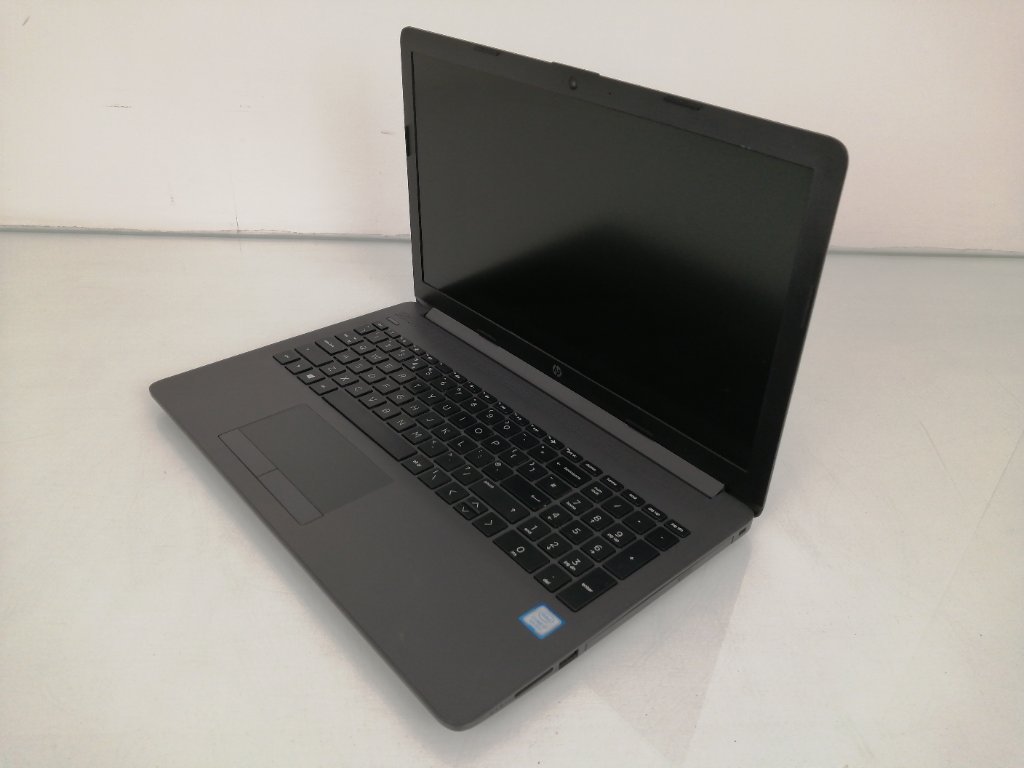 HP NoteBook 250 G7 15.6-in Laptop Intel Core i7-8565U 1.8GHz 8GB 256GB SSD