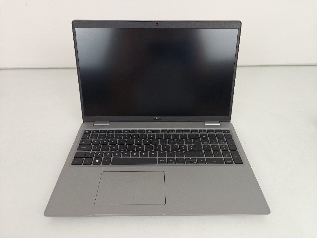 Dell Latitude 5520 15.6-in Laptop Intel Core i5-1145G7 16GB 256GB NVMe Windows